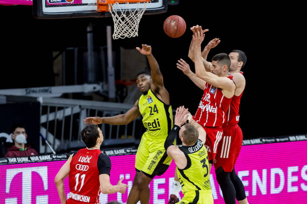 而不是球迷 而不是球迷