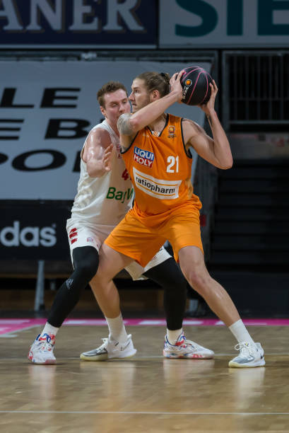 进攻时更具 进攻时更具